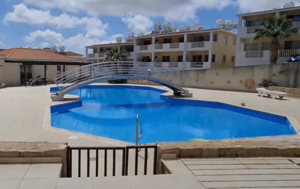 Pool & resort complex